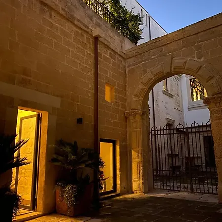 Karuna * Lecce